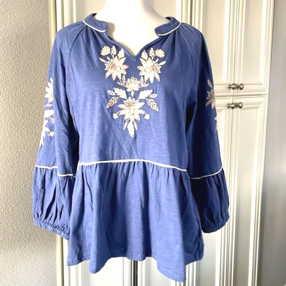 CUPIO Embroidered Blue Women's Top NWT